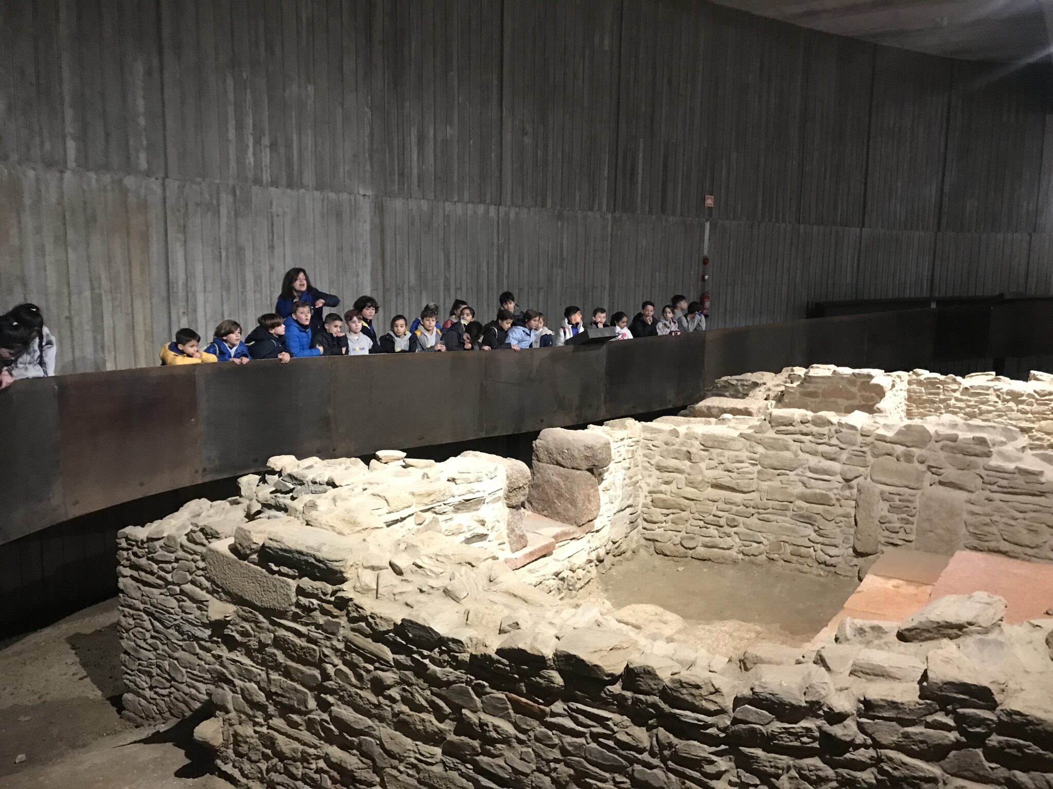 Las clases de 3º y 4º EP se acercan a la Gallaecia romana en el Centro de Interpretación Caldoval de Mugardos