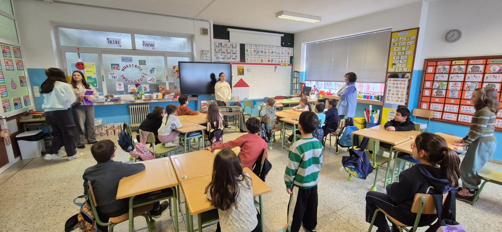 6º EP realiza experimentos que parecen magia con «Believe in magic»