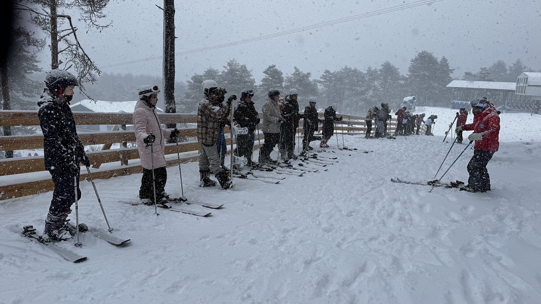 3º e 4º ESO visitan la Estación invernal de Cabeza de Manzaneda